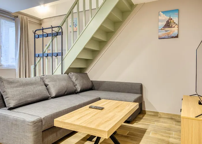 Apartment L'esprit Normand Chaleureux Fraichement Renove Proche Chu Rouen